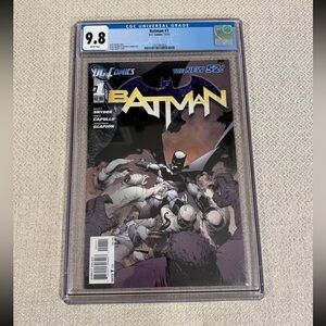 Batman #1 Comic New 52 (1st print) CGC 9.8 White Pages